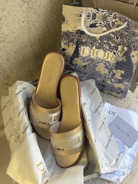 Dior slipper
