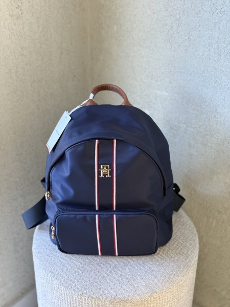 Tommy Hilfiger bag