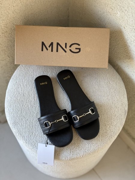 اسود